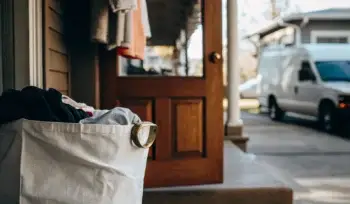 Find a Dry Cleaner Delivery Service Near You