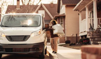 Laundry Pickup Roslyn Heights: The Complete Guide