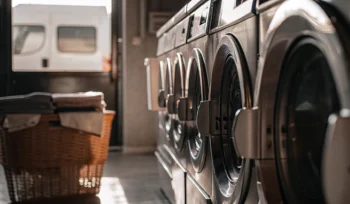 Industrial washing machines at the best commercial laundry service in West Hills.