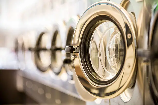 Common Mistakes Hicksville Residents Make on Laundry Day