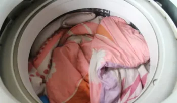 How to Wash a Comforter at Home Without Ruining