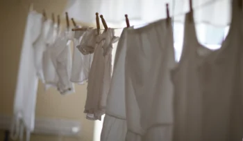How to Get Mildew Smell Out of Clothes When You Live in Carle Place, NY