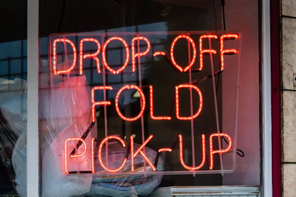 Same-day wash and fold drop-off in Glen Cove